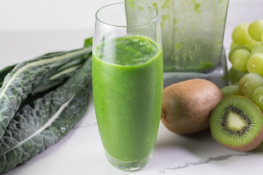 Low FODMAP kiwi smoothie