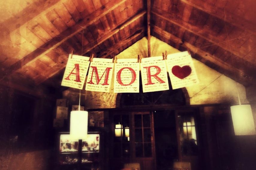 A sign of love- a restaurant in Missiones, Argentina. 