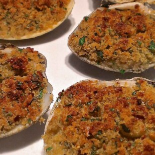 baked clams oreganata