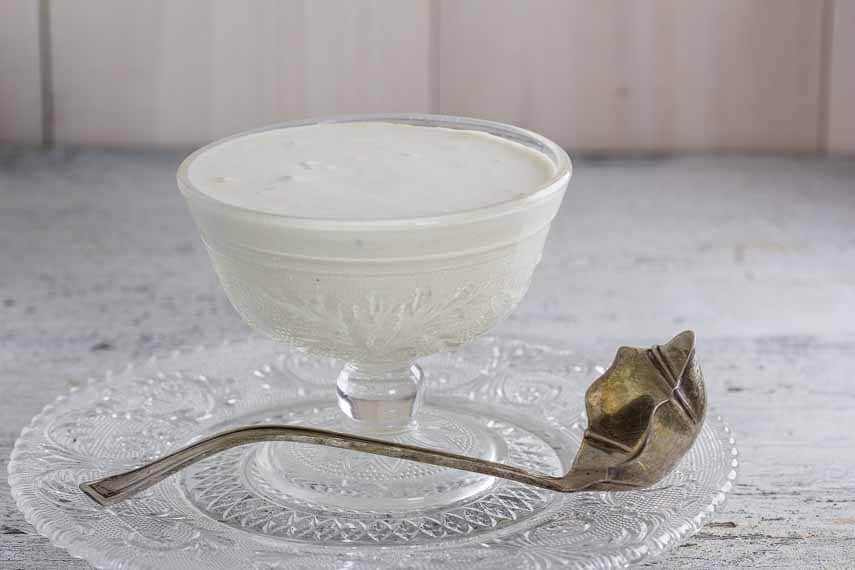 lactose-free sour cream horseradish sauce