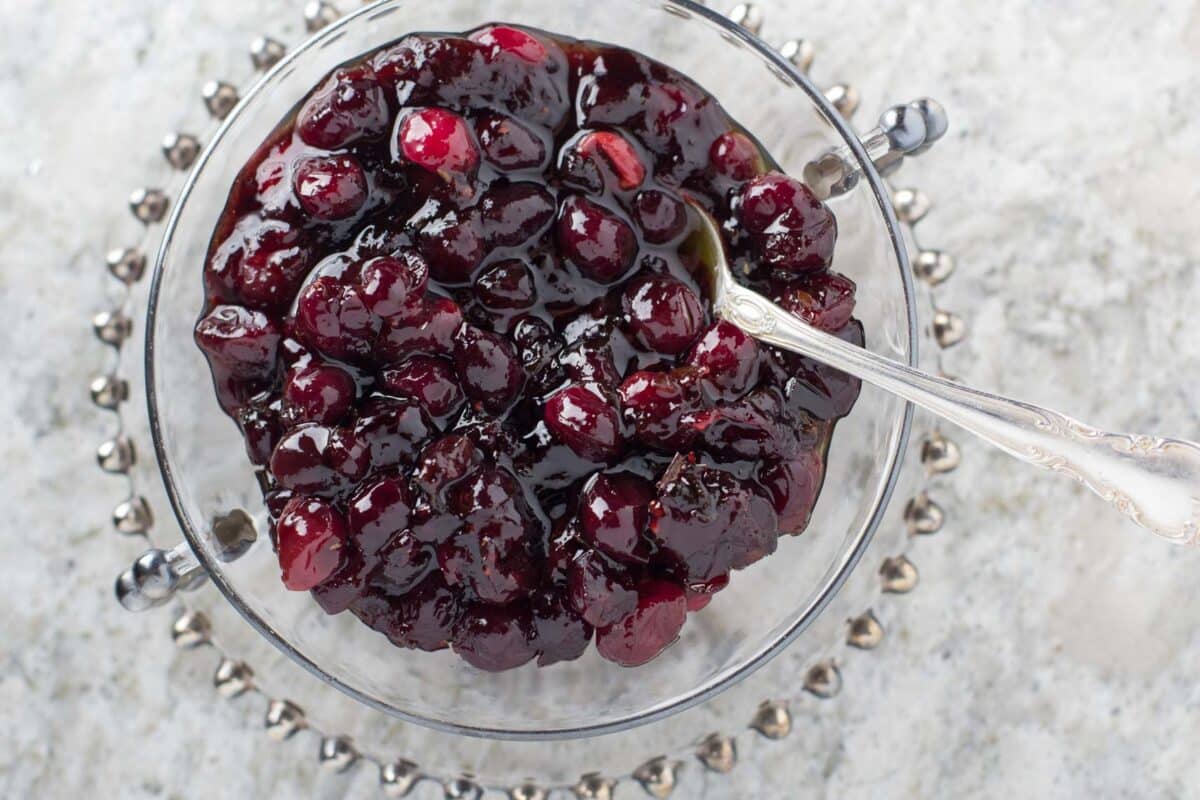 Savory Cranberry Sauce - FODMAP Everyday