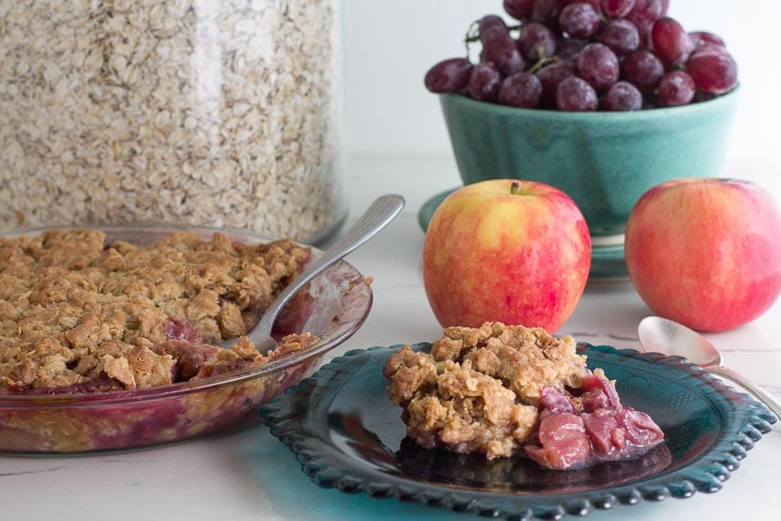 Grape & Apple Crisp with ingredients