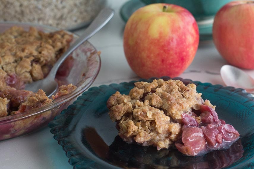 closeup of Grape & Apple crisp