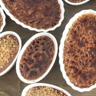 closeup-overhead-of-low-fodmap-chocolate-creme-brulee.