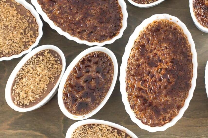closeup-overhead-of-low-fodmap-chocolate-creme-brulee.
