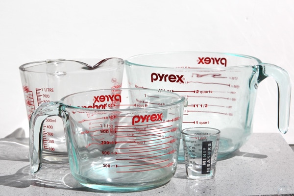Liquid-measuring-cups