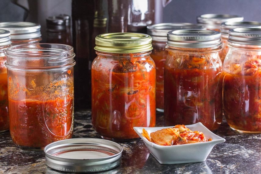 Low FODMAP Kimchi in jars and in small white dish