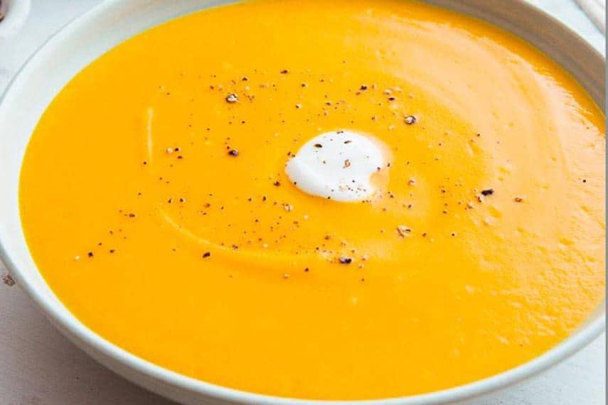 https://www.fodmapeveryday.com/wp-content/uploads/2020/02/Carrot-Ginger-Soup-2.jpg