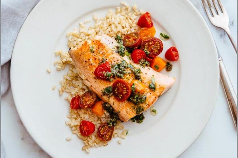 12 Simple Low FODMAP Salmon Recipes You Can Make In A Flash! FODMAP