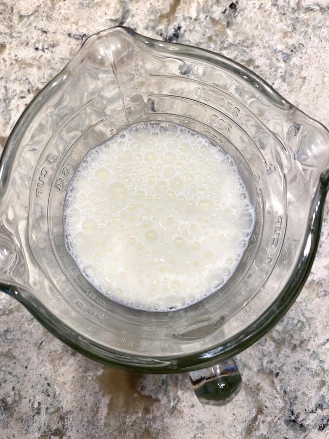 souring milk to make low FODMAP buttermilk for low FODMAP Ranch Dressing