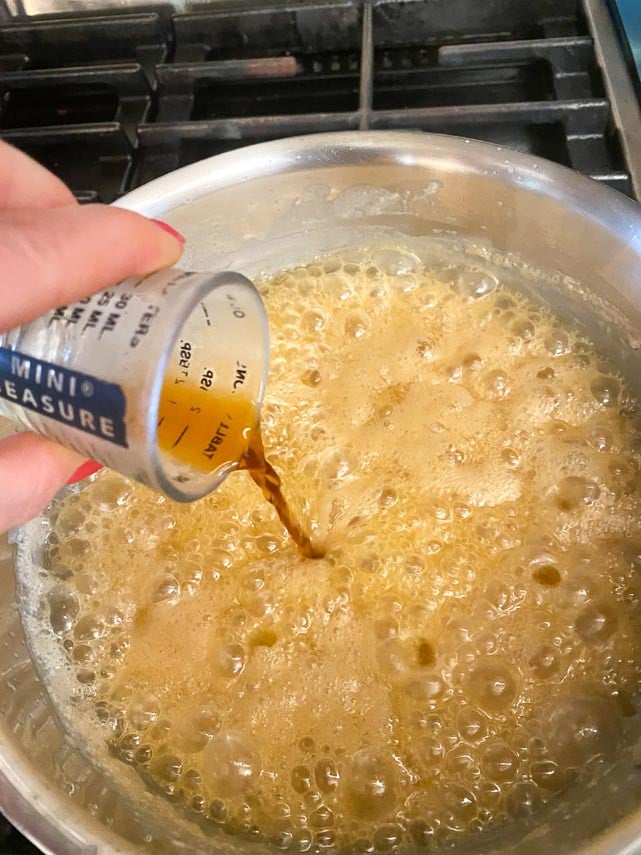 adding vanilla to sticky sauce