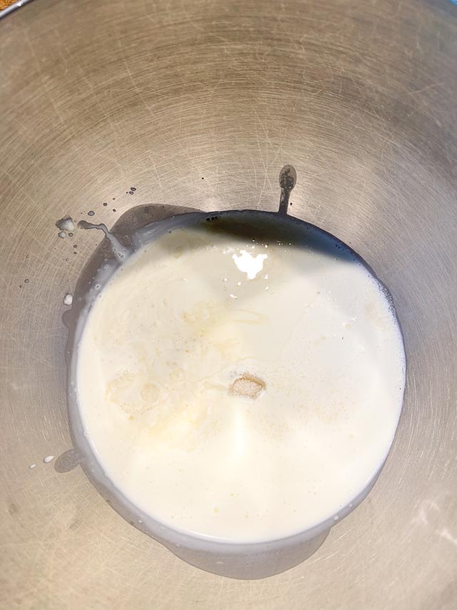 cream, sugar, whiskey and salt in a bowl