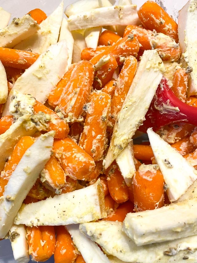 Combining carrots and parsnips with seasoned butter