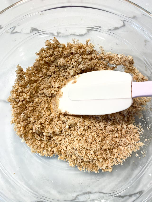 Making streusel in a glass bowl