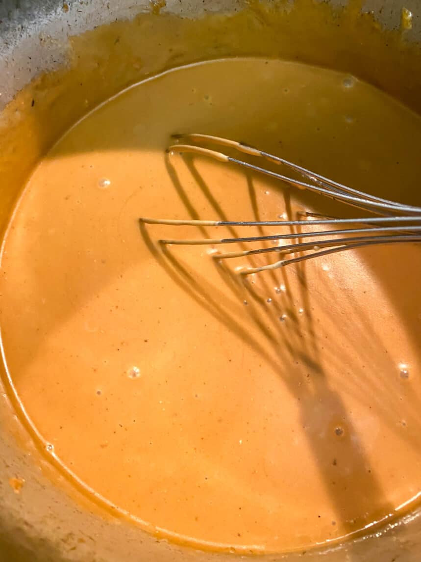 giblet-gravy-in-pot-with-whisk