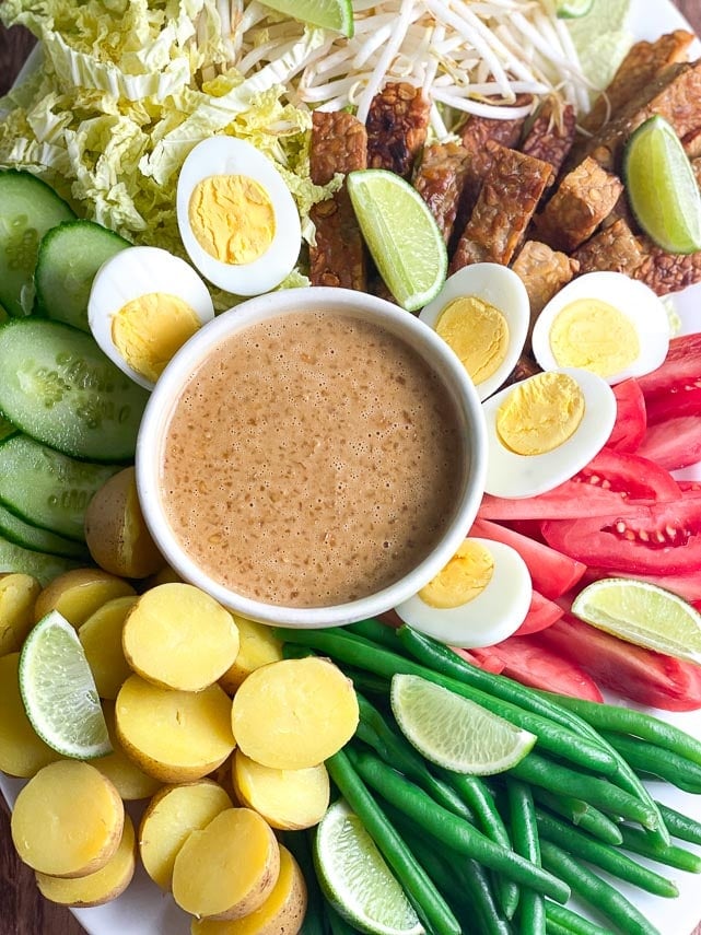 Low FODMAP Gado-Gado closeup