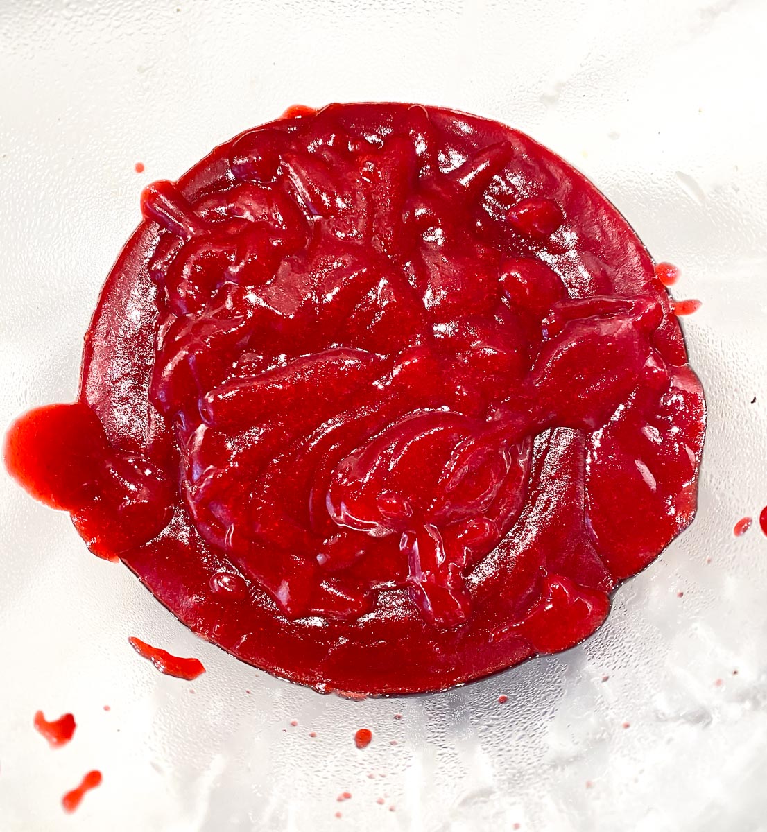 smooth cranberry purée