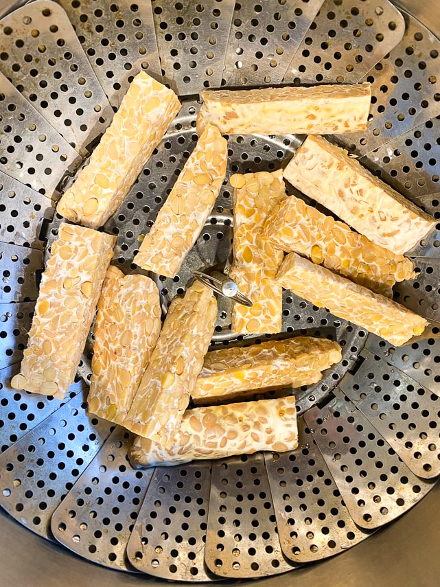 tempeh in pot with steamer basket
