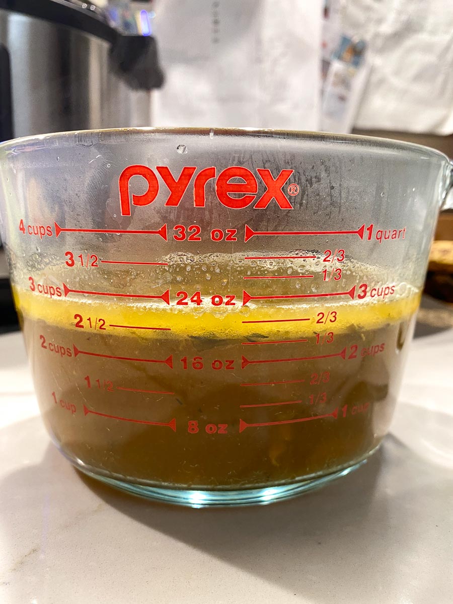turkey drippings and fat in measuring cup