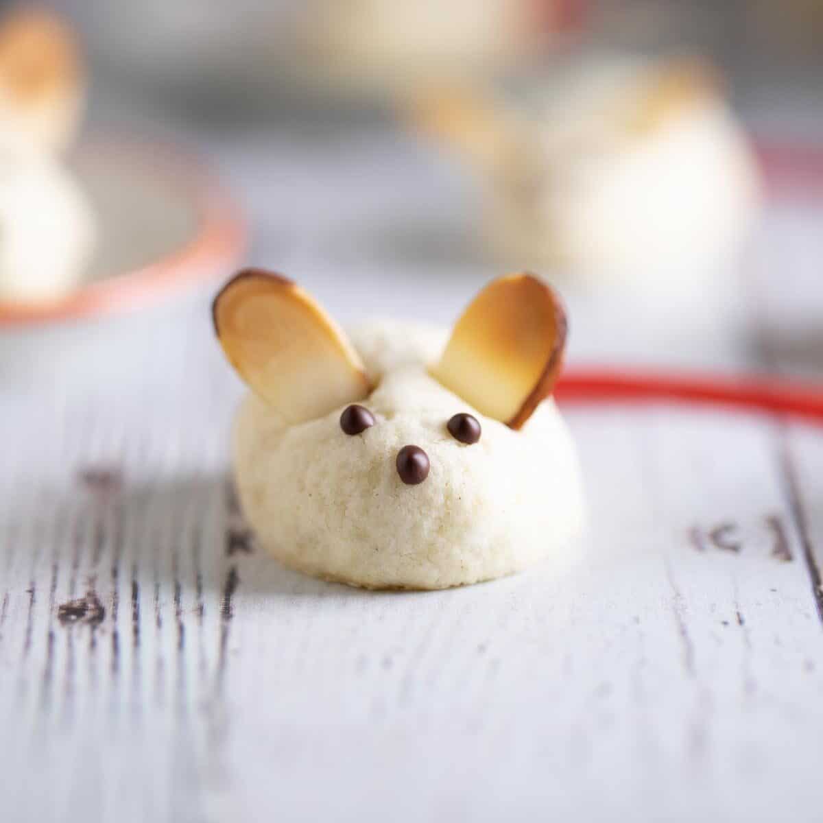 closeup of Christmas mice cookies