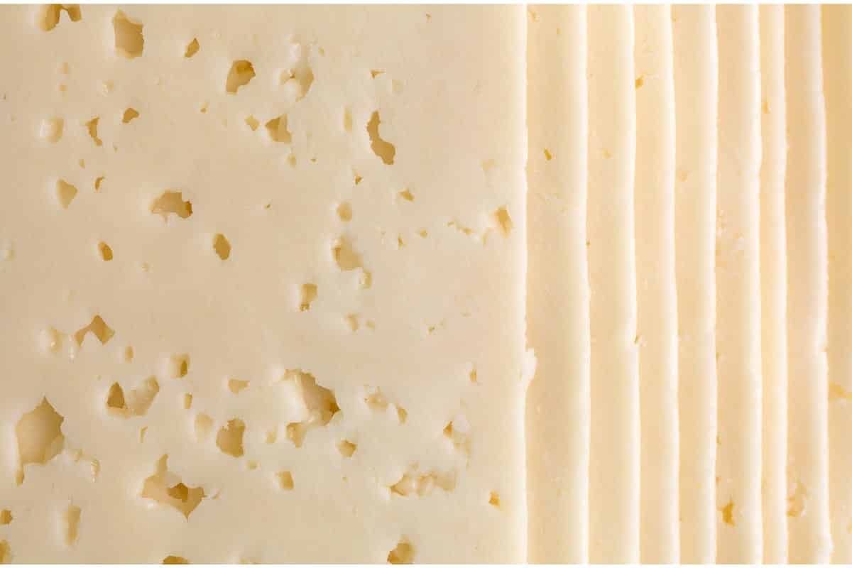 Slices of havarti