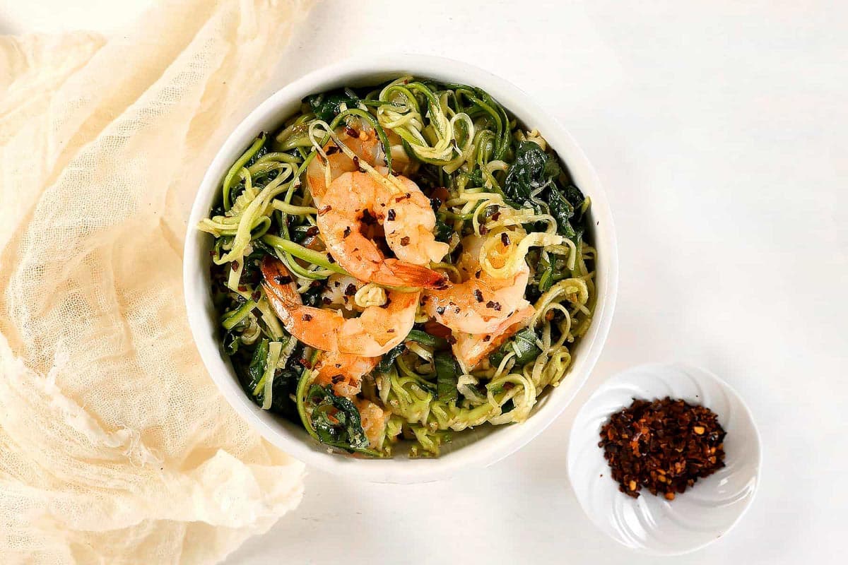 zucchini-noodles-with-shrimp