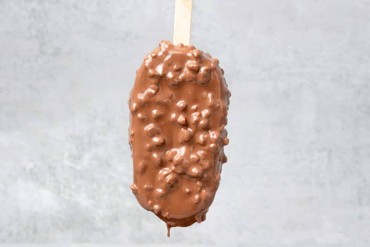 Chocolate-ice-cream-bar-6088102.