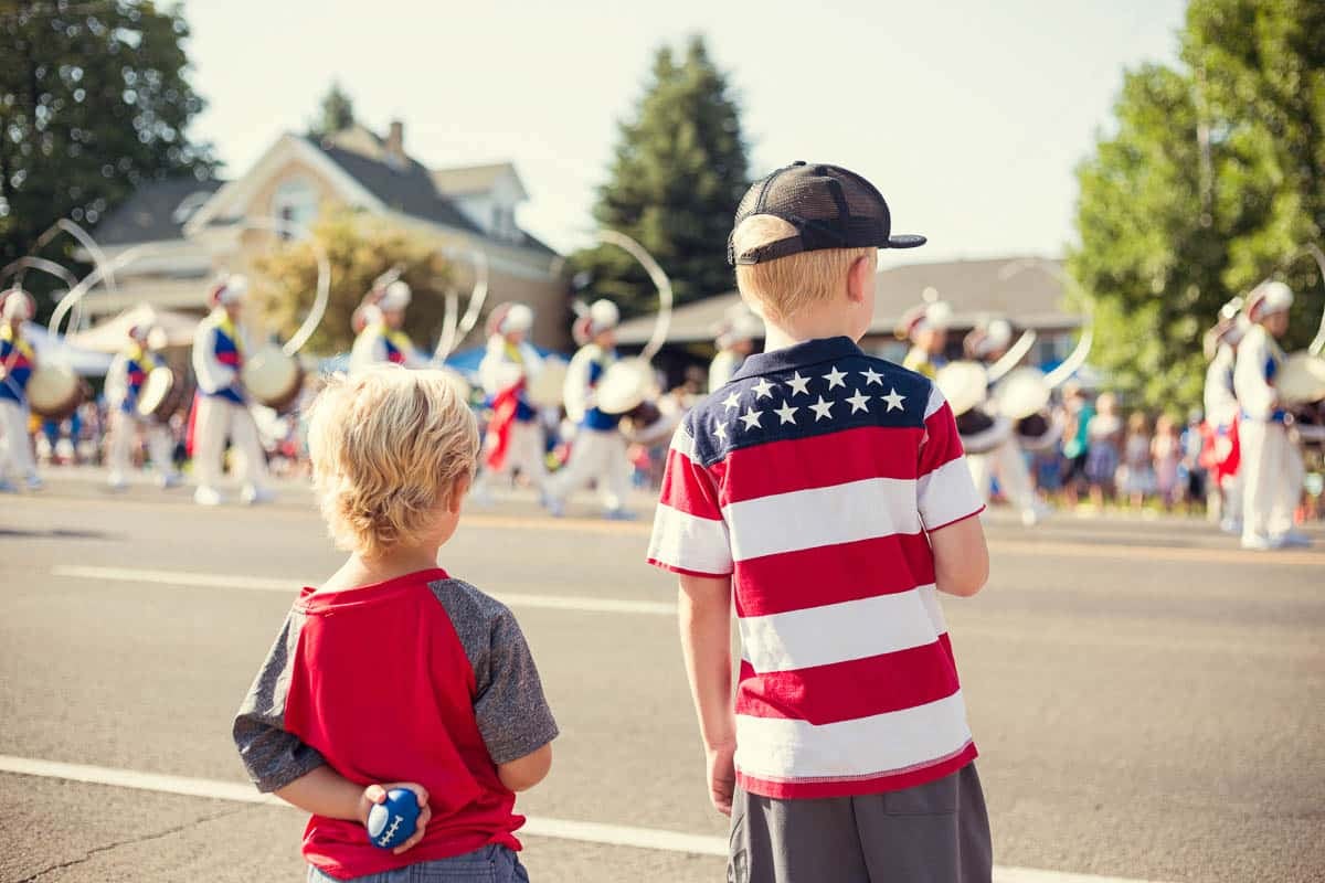 kids at July 4th parade.