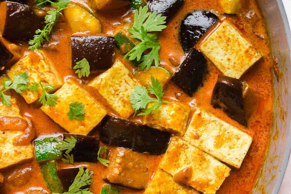 eggplant-zucchini-red-curry.