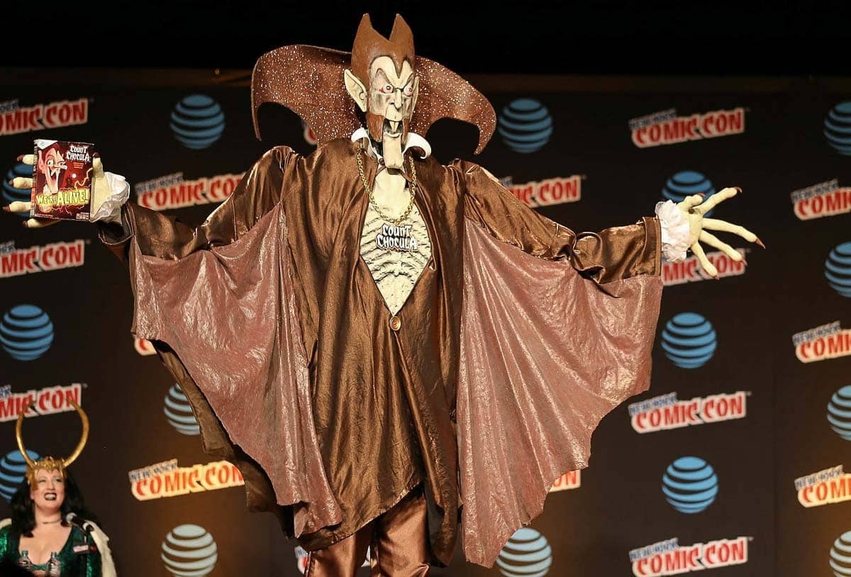 New_York_Comic_Con_2016_-_Count_Chocula_(30143012231).