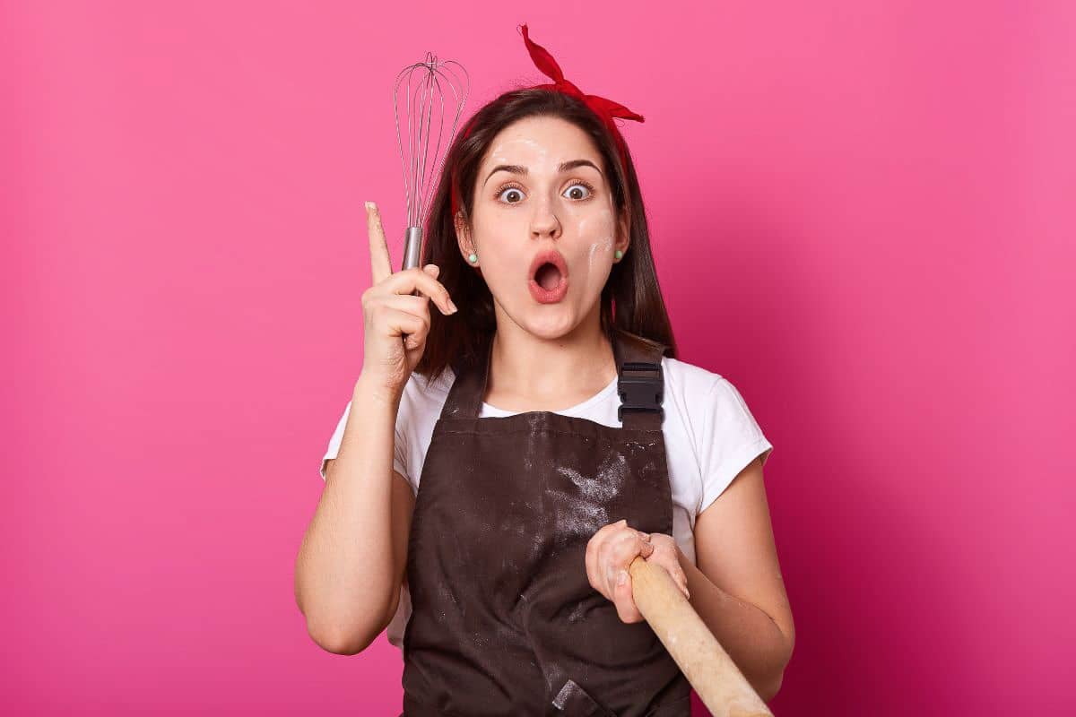 girl in apron.