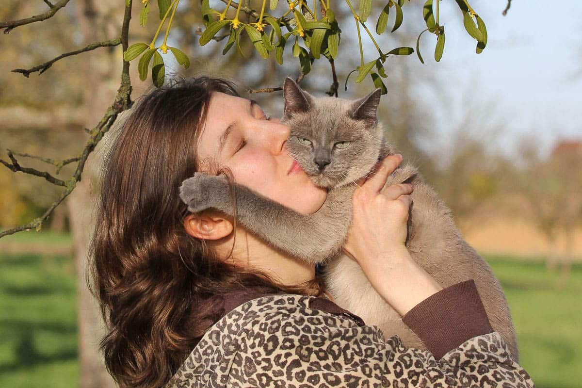 woman with cat.