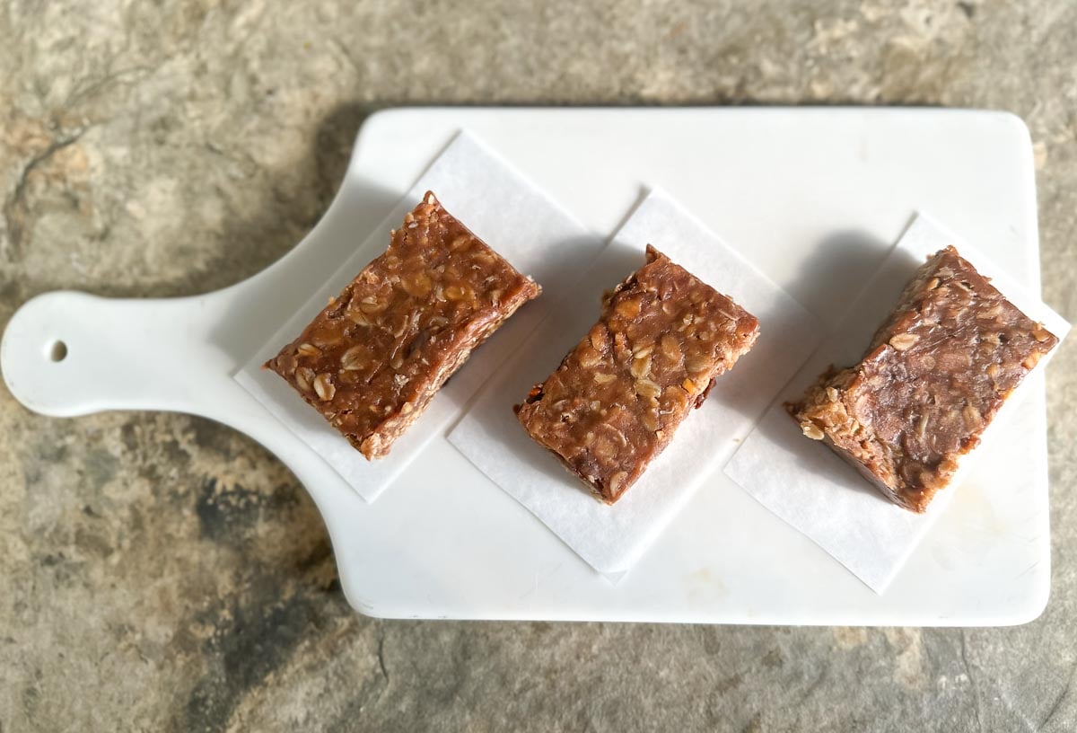 Low FODMAP Snack Bars on white board.