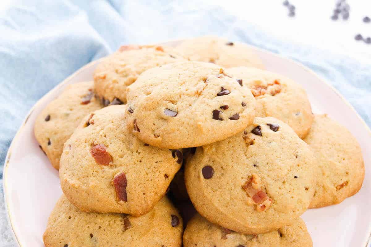 Bacon-Chocolate-Chip-Cookies.