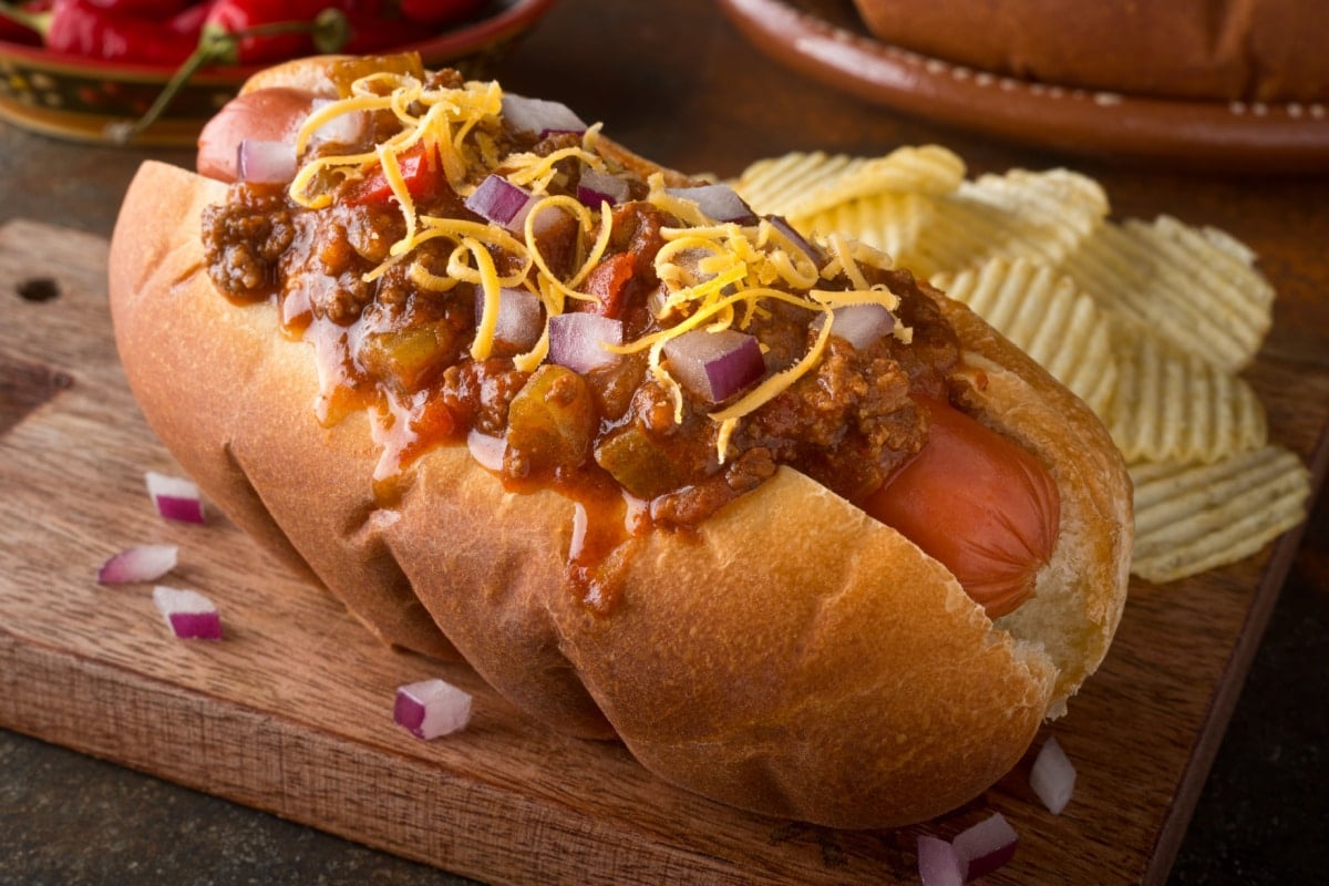 Texas Chili Hot Dog. 