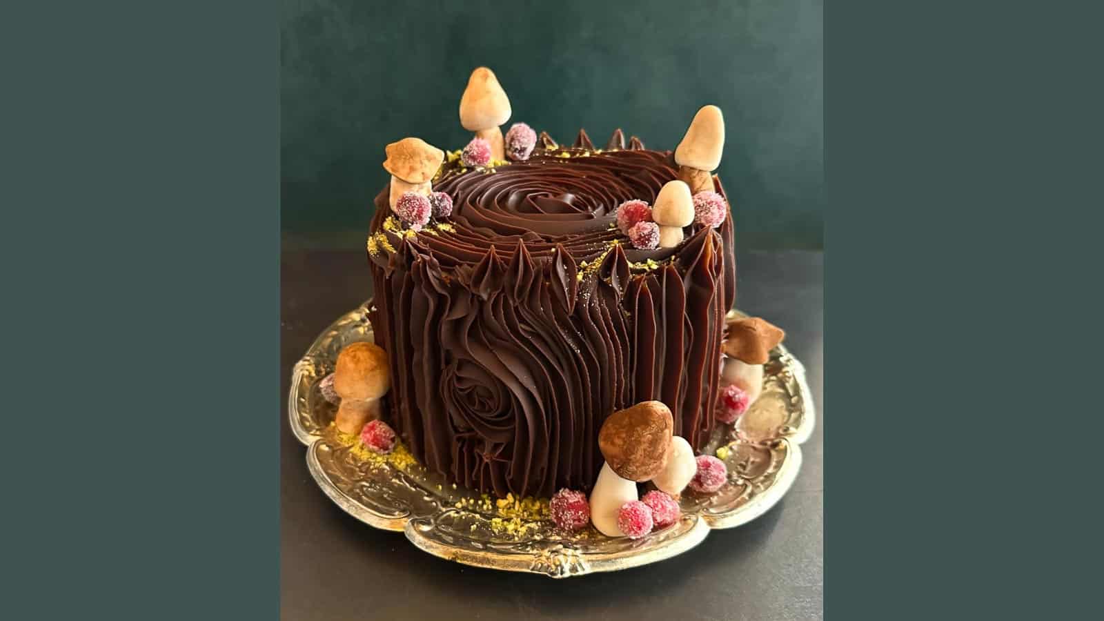 Low FODMAP Espresso Grand Marnier Chocolate Ganache Cake main.