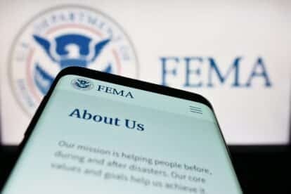 Stuttgart,,Germany,-,01-08-2023:,Smartphone,With,Website,Of,Federal,Emergency