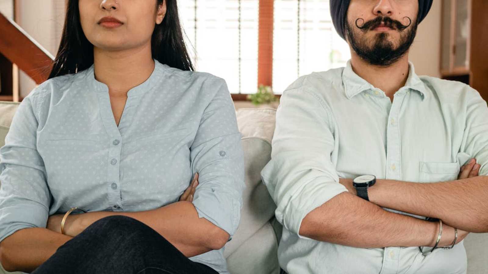 Harvard Experts Married for Decades Reveal Things Happy Couples Don’t Do