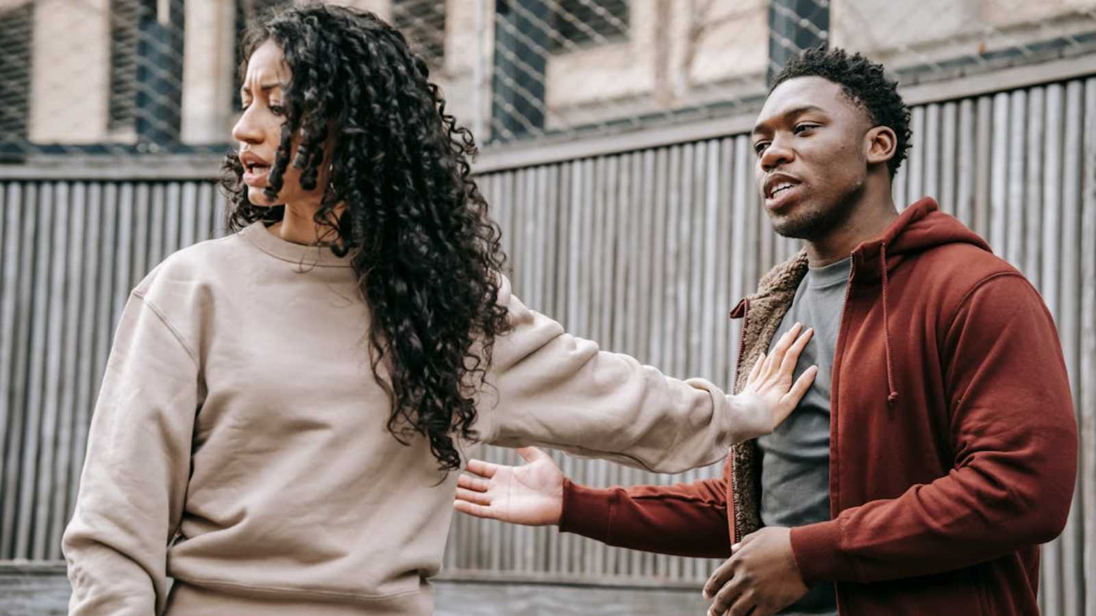 Red Flags That Reveal You're Dealing With a Sociopath, According to Experts