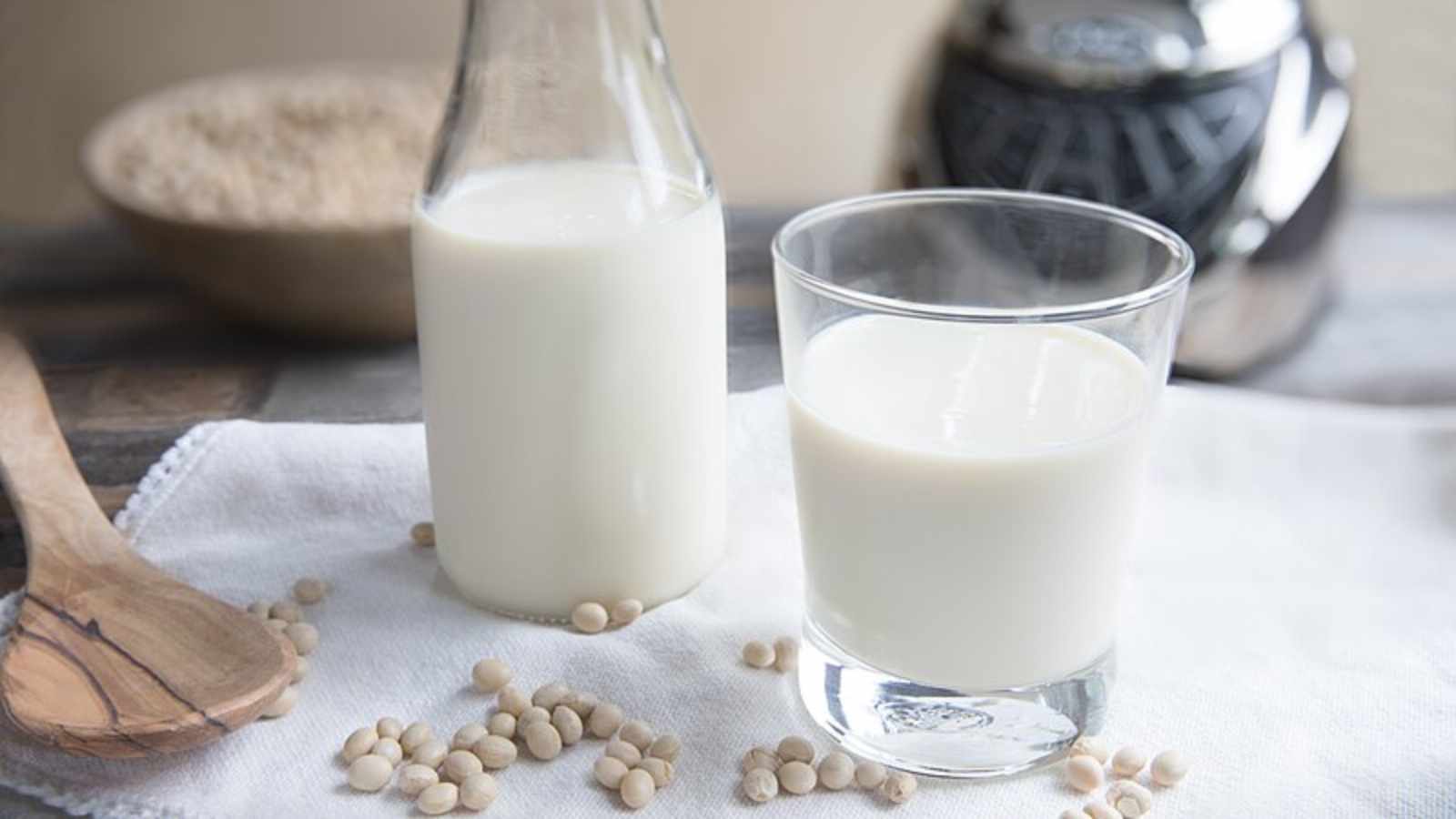 Long-Lasting Plant-Based Milks