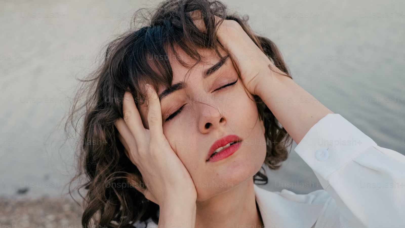 Signs You Were Raised by a Narcissist, According to a Psychologist
