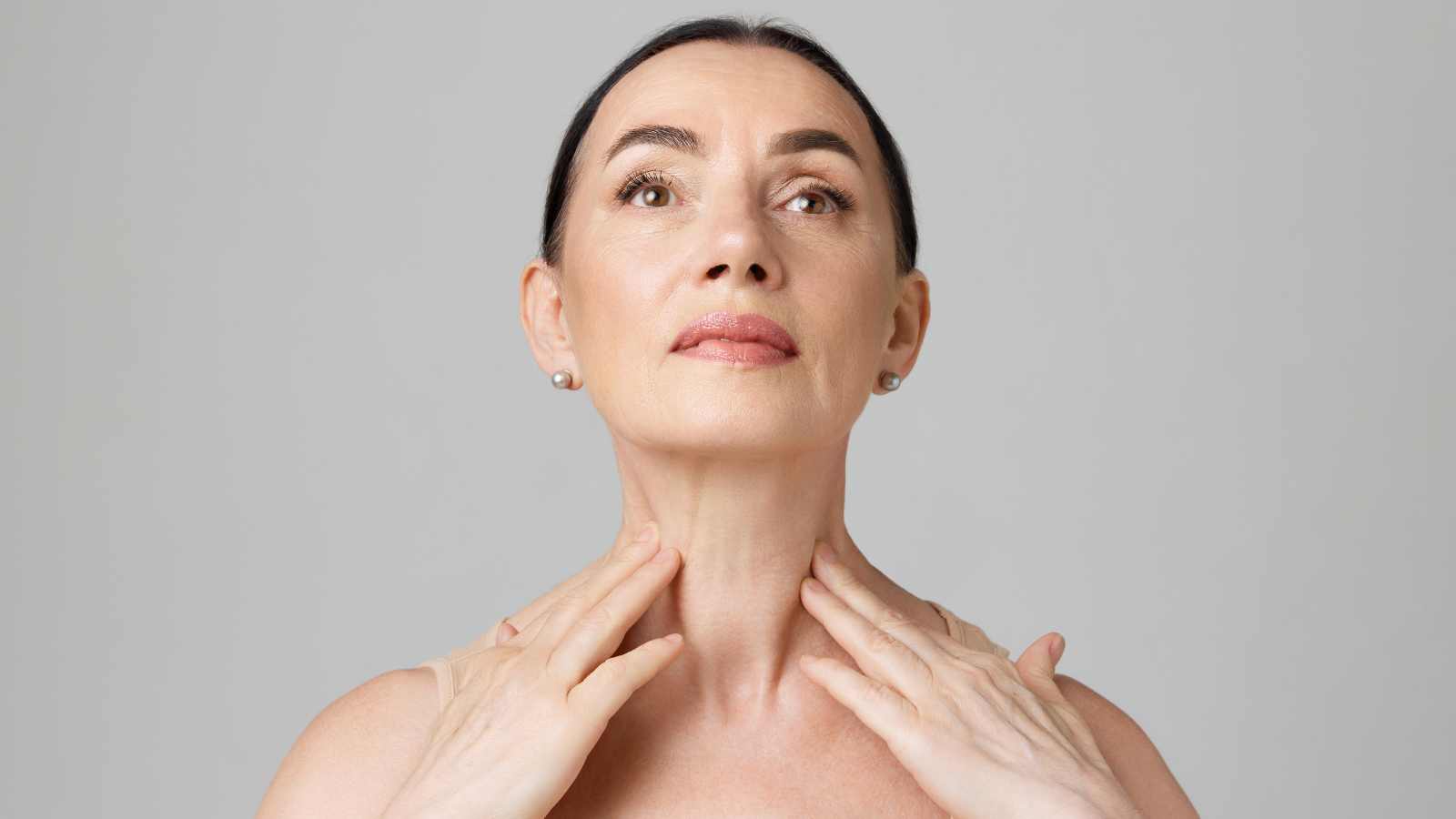 15 anti-aging skincare errors dermatologists recommend avoiding