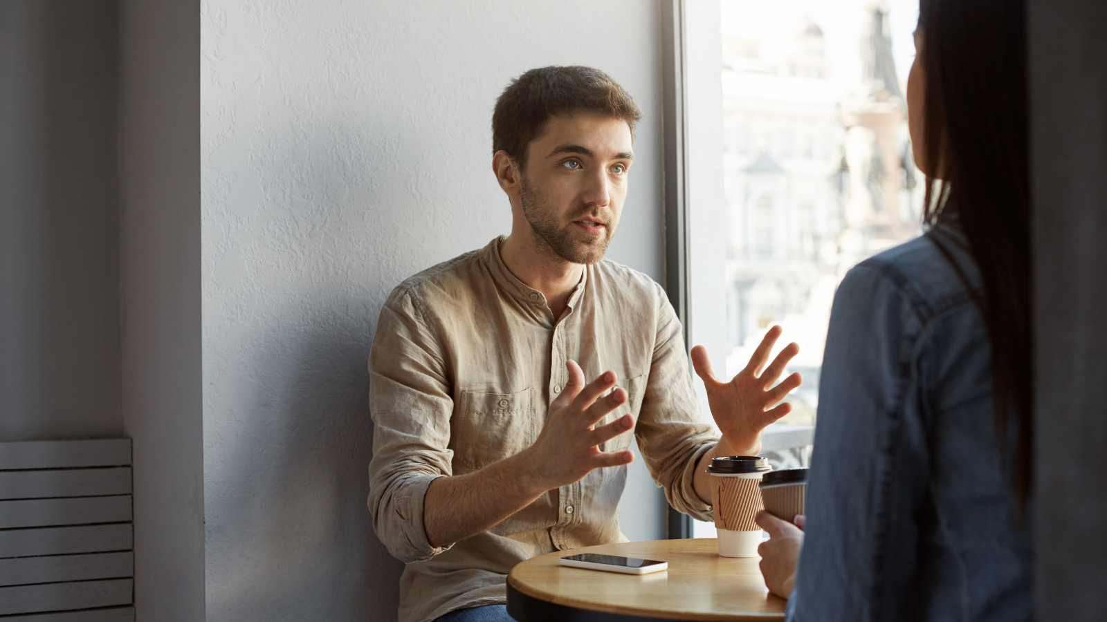 14 Annoying Things Smart People Secretly Do Without Realizing It