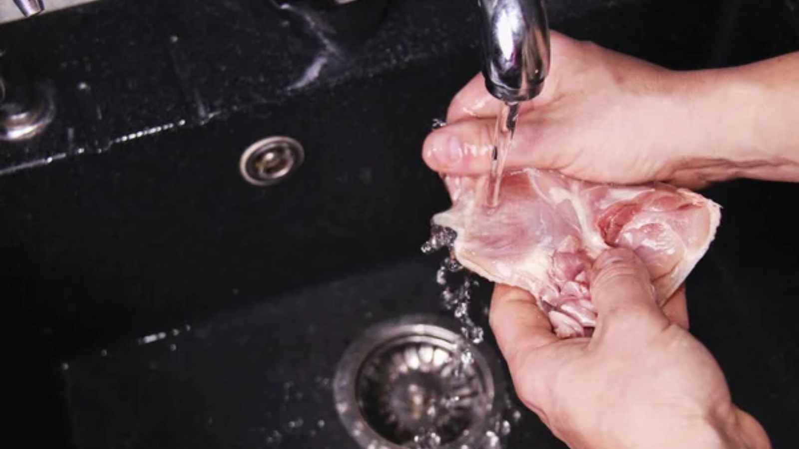Always rinsing raw meat