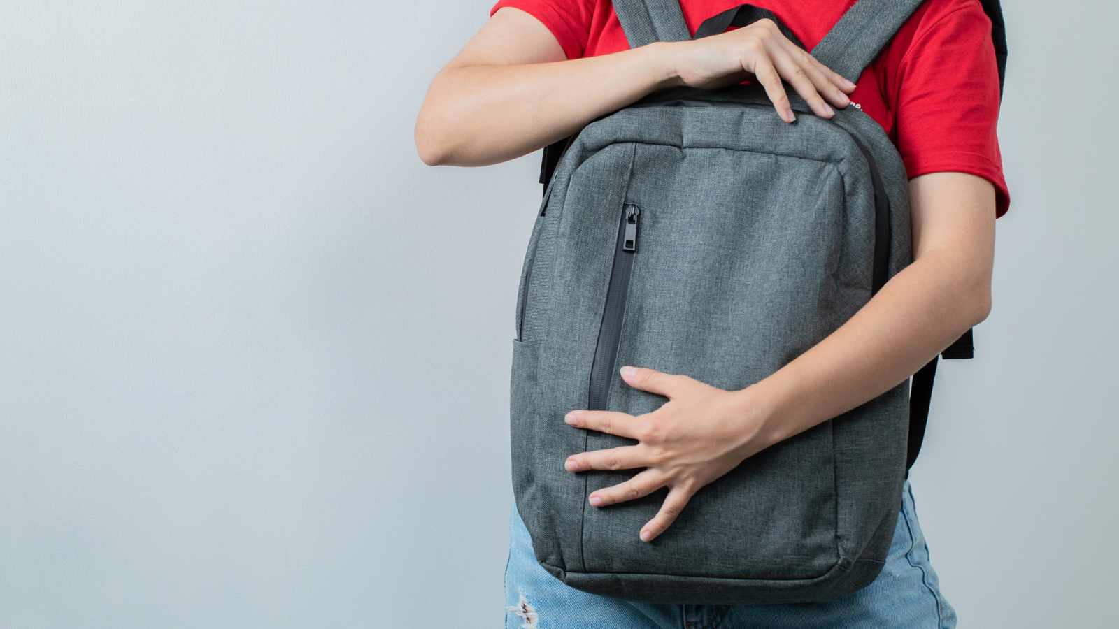Respect personal space when carrying a backpack