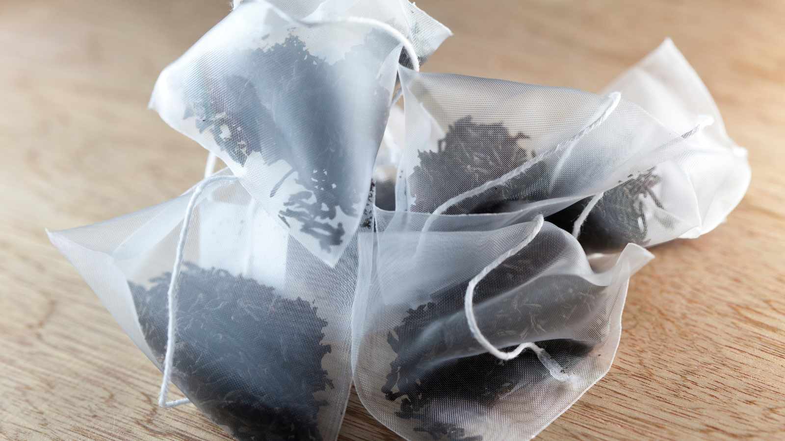 9 kitchen items that add microplastics to your meals
