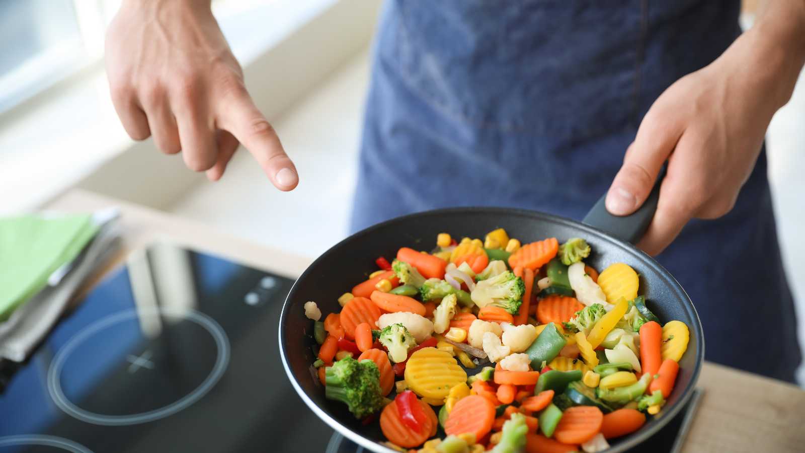 17 quick and easy meals you can make with just freezer staples