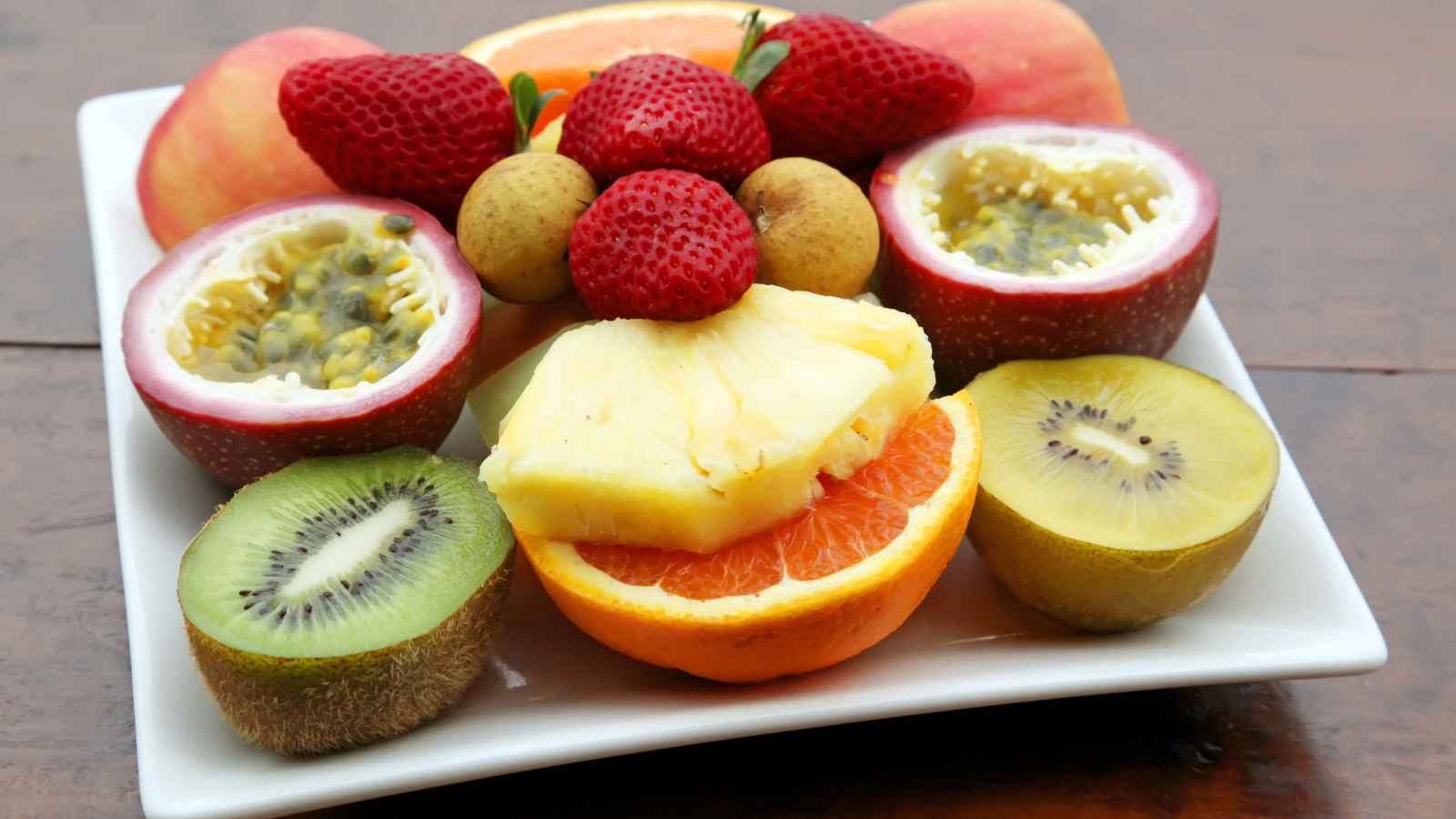 10 health benefits of consuming green tea with lemon