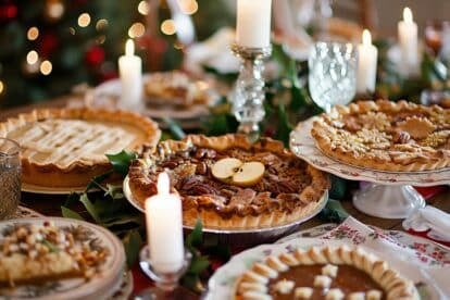 dessert pie buffet.