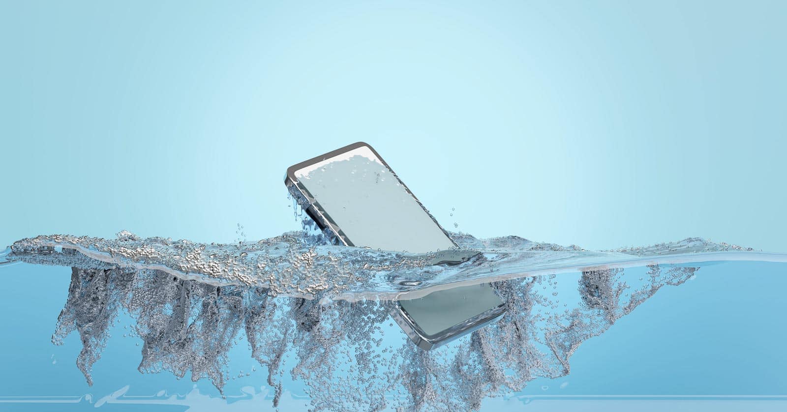 phone dropped in water. warat42 via 123rf